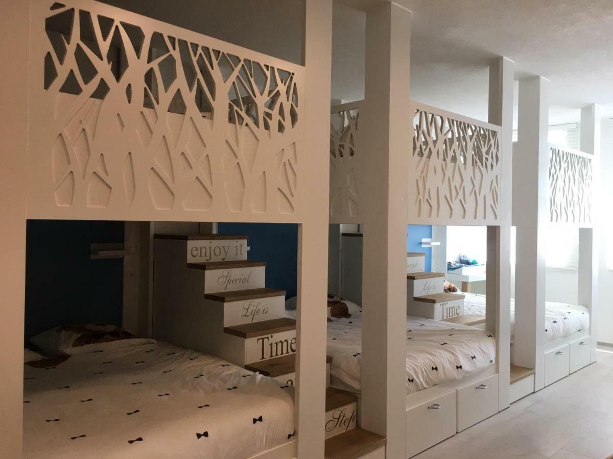 Villa Beline Direct Aan Zee, Verwarmd Zwembad En Sauna Tribanj-Kruscica Ngoại thất bức ảnh